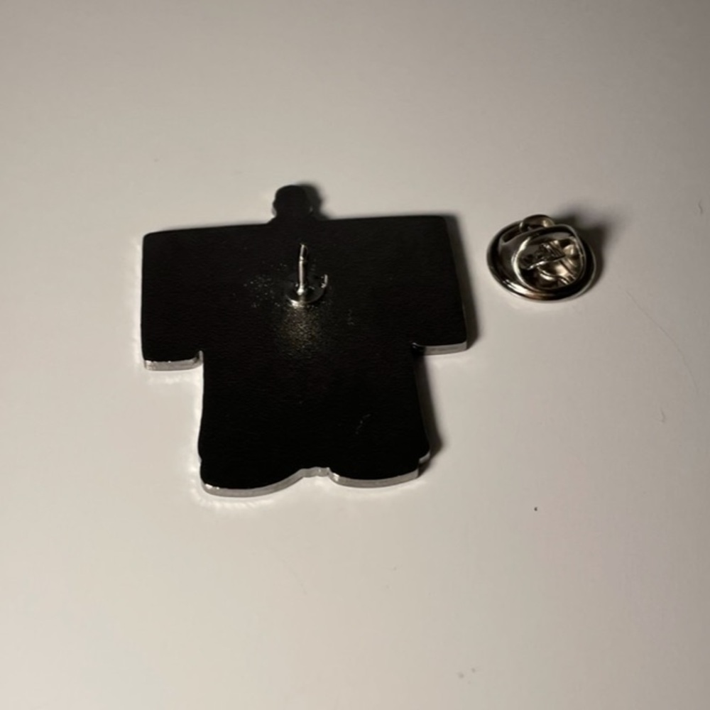 Kanye West Pin - Picture 9 of 9